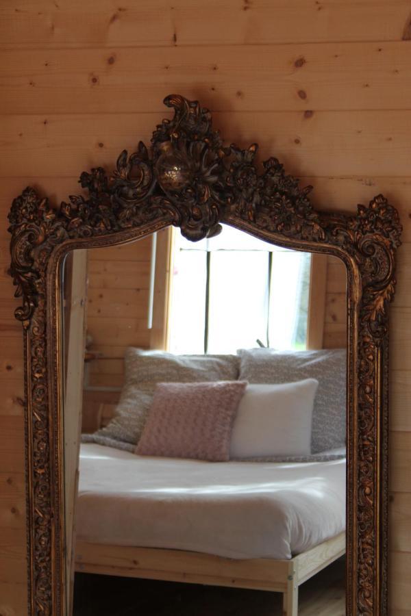 Chambre Studio Photo Chalet Sdb Partagee A Proximite Chavagne Exteriér fotografie