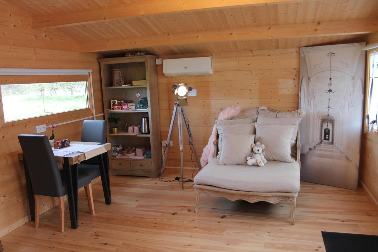 Chambre Studio Photo Chalet Sdb Partagee A Proximite Chavagne Exteriér fotografie